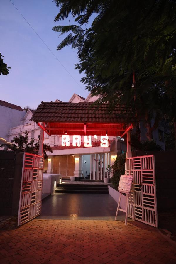 Hotel Fort28 Nágpur Kültér fotó